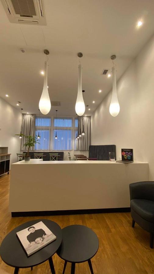 Osten Art Hotel Скопие Екстериор снимка
