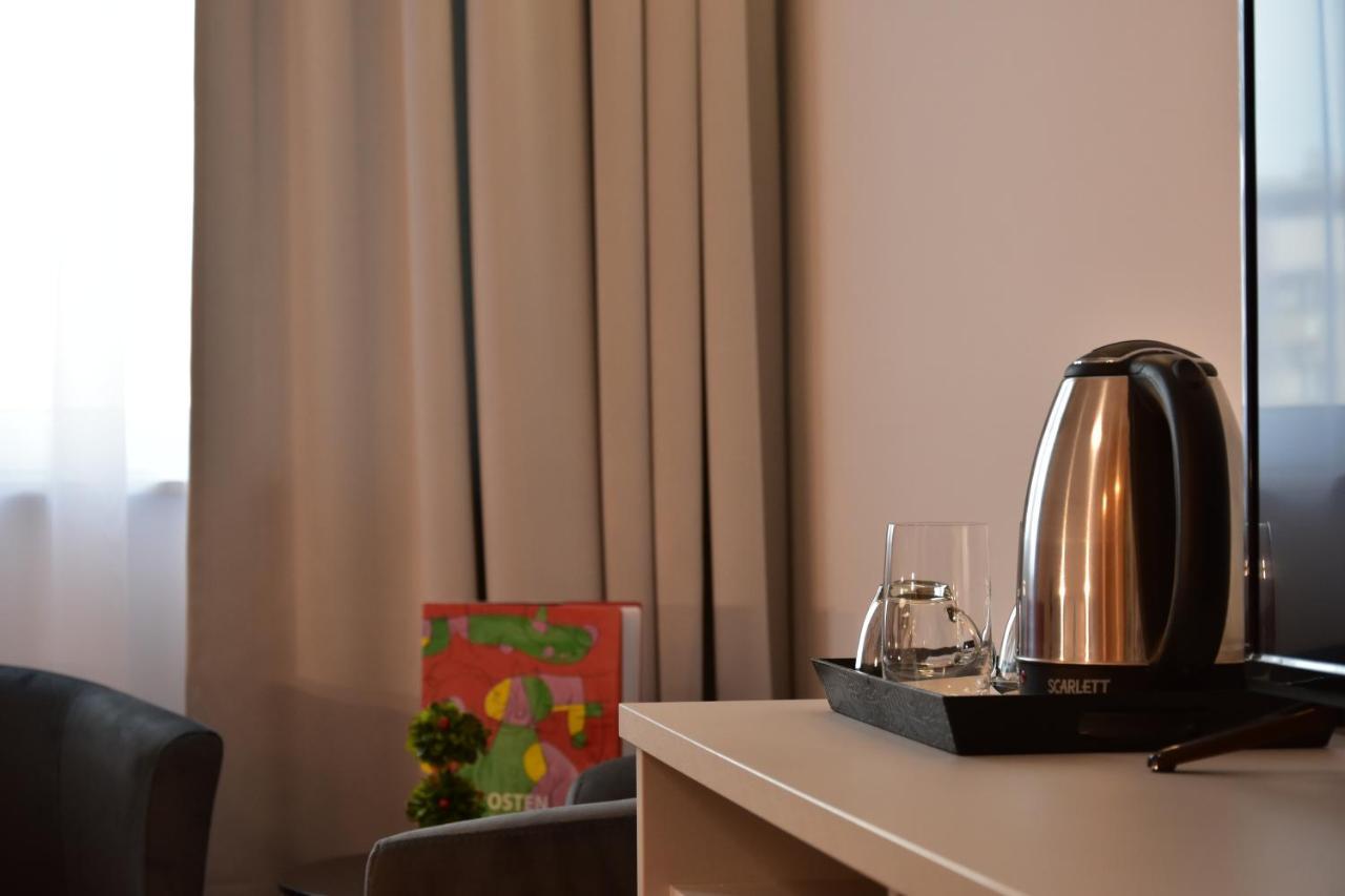 Osten Art Hotel Скопие Екстериор снимка