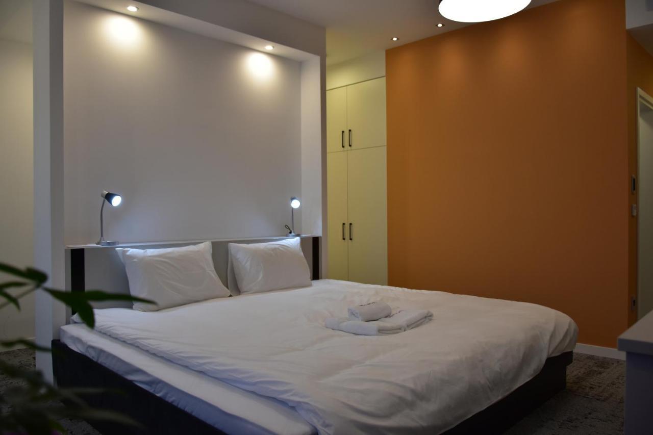 Osten Art Hotel Скопие Екстериор снимка