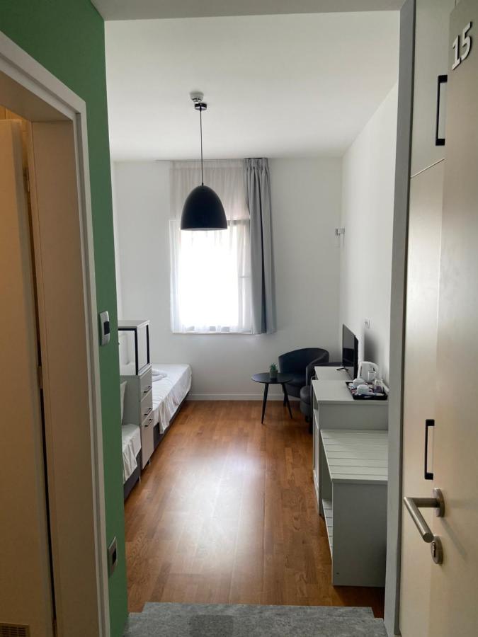 Osten Art Hotel Скопие Екстериор снимка