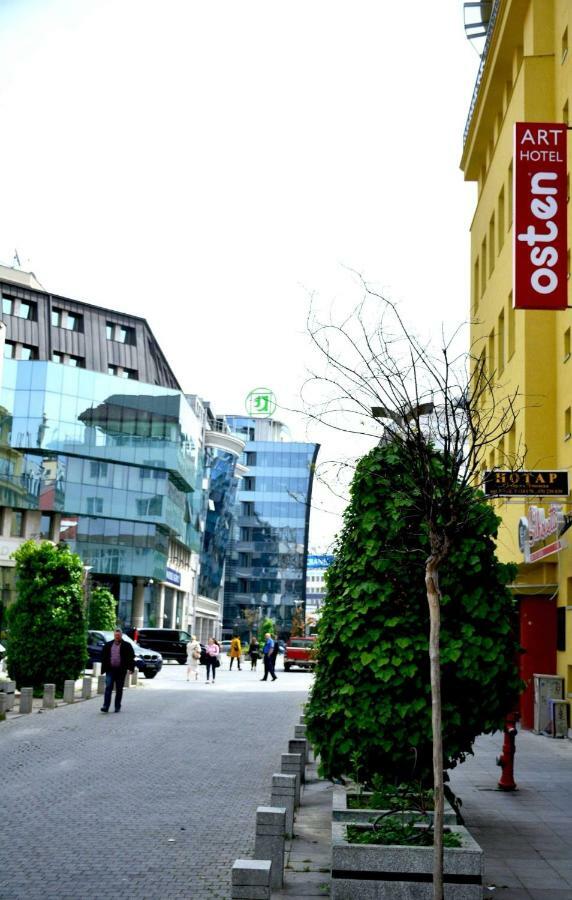 Osten Art Hotel Скопие Екстериор снимка