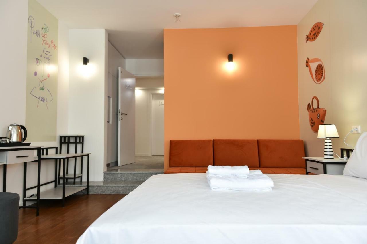 Osten Art Hotel Скопие Екстериор снимка