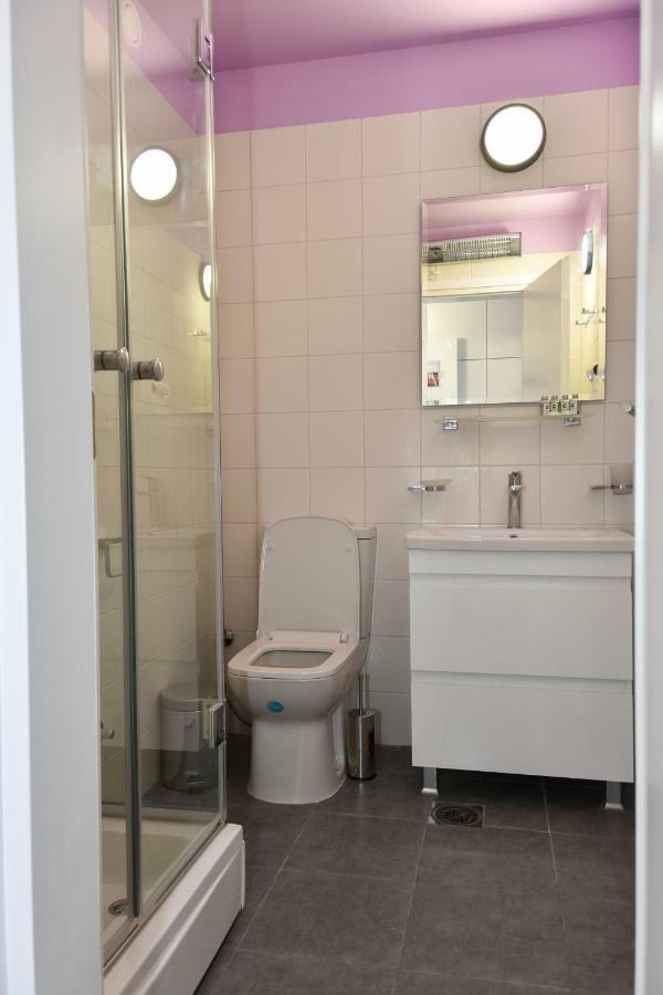 Osten Art Hotel Скопие Екстериор снимка