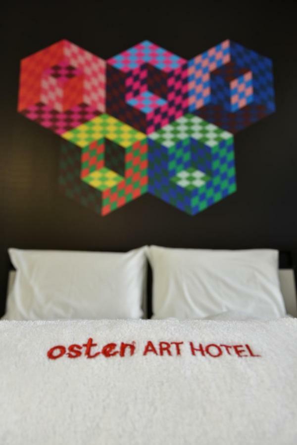 Osten Art Hotel Скопие Екстериор снимка